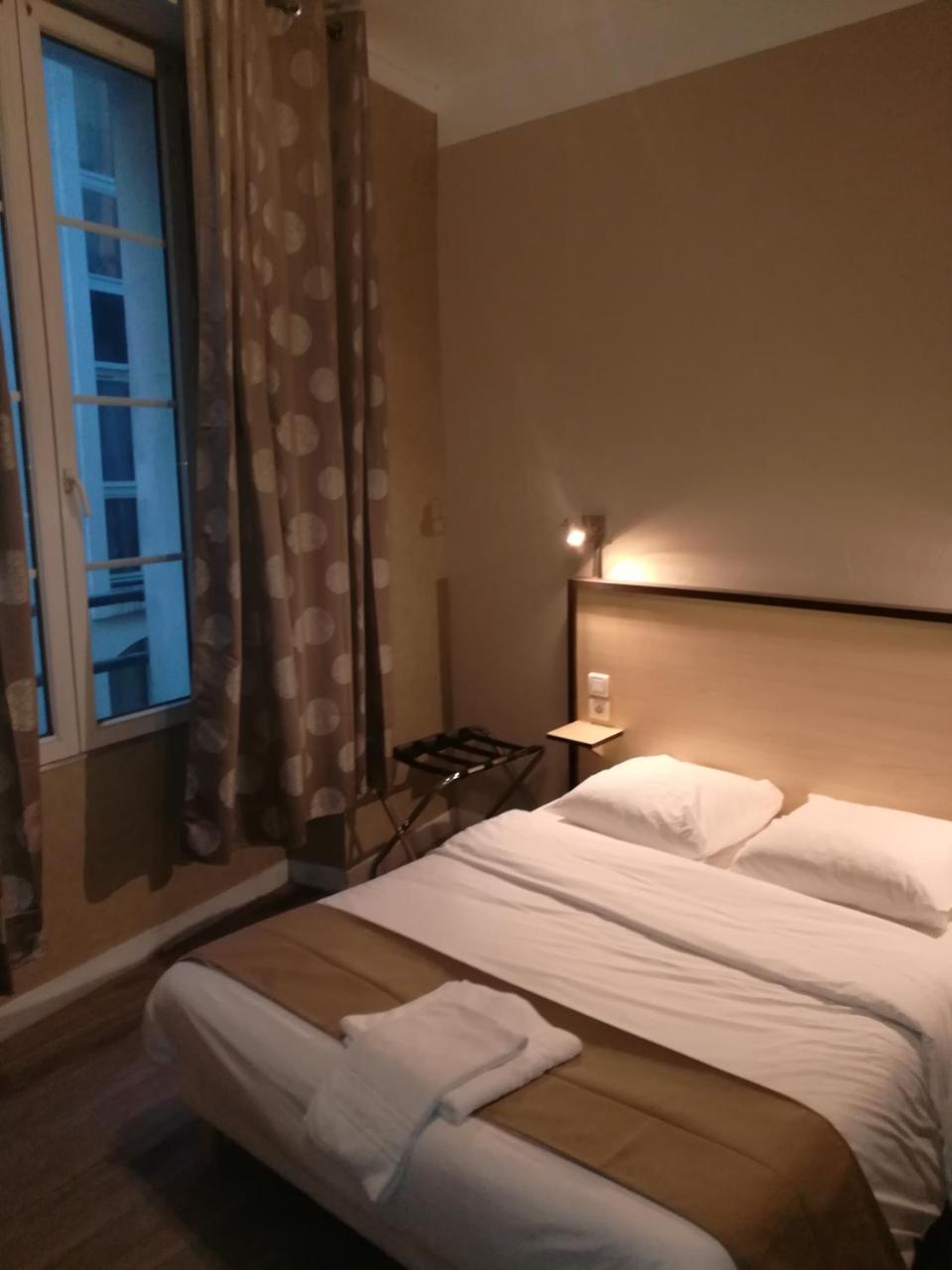 Hotel Renova Нант Экстерьер фото